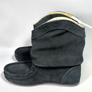 Manitobah Jeddito Black Suede Leather Mid Boots NWT